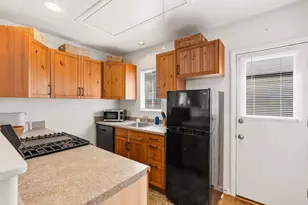215 223 Lolita St, Encinitas, CA 92024 - Photo 9
