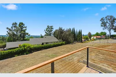 2058 Hawley Drive, Vista, CA 92084 - Photo 25