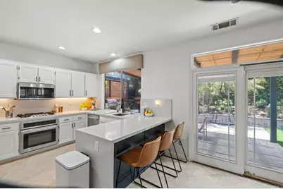 6687 Corte Eduardo, Carlsbad, CA 92009 - Photo 17