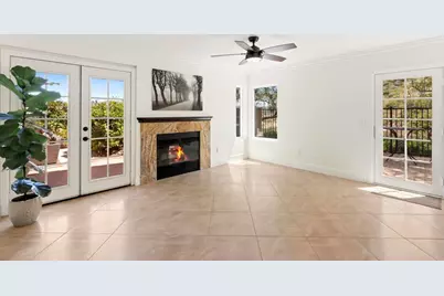 3555 Simsbury Ct, Carlsbad, CA 92010 - Photo 13