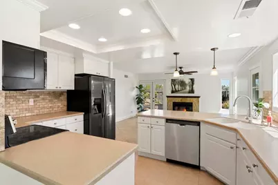 3555 Simsbury Ct, Carlsbad, CA 92010 - Photo 21