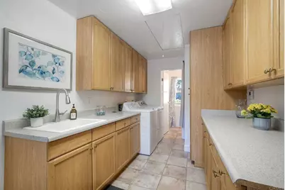 1143 Cypress Dr, Vista, CA 92084 - Photo 21