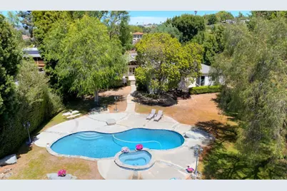 1143 Cypress Dr, Vista, CA 92084 - Photo 35