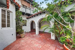 2798 McConnel, County - Los Angeles, CA 90064 - Photo 35