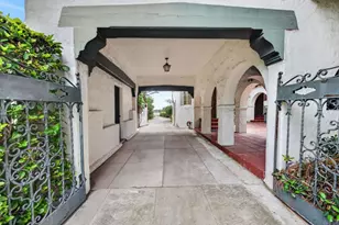 2798 McConnel, County - Los Angeles, CA 90064 - Photo 33
