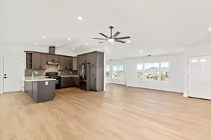 30552 Callejo Feliz Terrace, Valley Center, CA 92082 - Photo 15