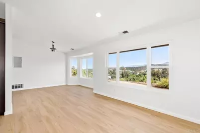 30552 Callejo Feliz Terrace, Valley Center, CA 92082 - Photo 17