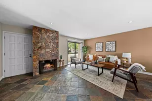 2710 Ariane Dr, San Diego, CA 92117 - Photo 9