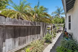 1968 Paseo Del Rey, Vista, CA 92084 - Photo 39
