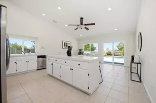 305 Via Metates, Oceanside, CA 92057 - Photo 7