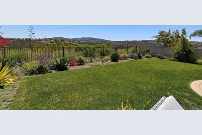 6332 Montecito Drive, Carlsbad, CA 92009 - Photo 23