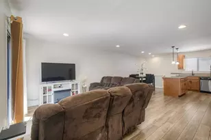 300 Washington St, Vista, CA 92084 - Photo 9