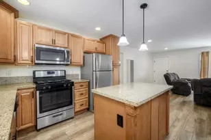300 Washington St, Vista, CA 92084 - Photo 5