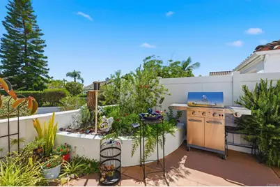 6043 Piros Way, Oceanside, CA 92056 - Photo 43