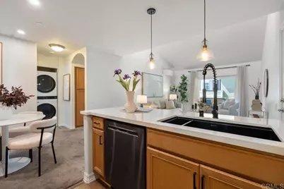 5404 Balboa Arms Dr #469, San Diego, CA 92117 - Photo 3