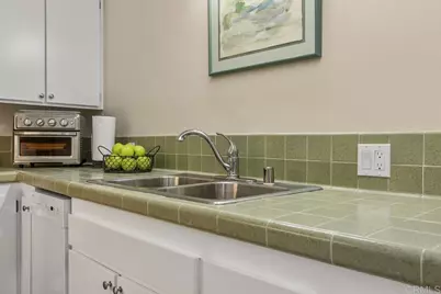 7512 Viejo Castilla Way #22, Carlsbad, CA 92009 - Photo 11