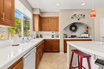 2494 San Clemente Avenue, Vista, CA 92084 - Photo 19