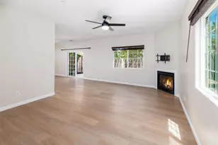 477 Calle Elegante, Vista, CA 92083 - Photo 3