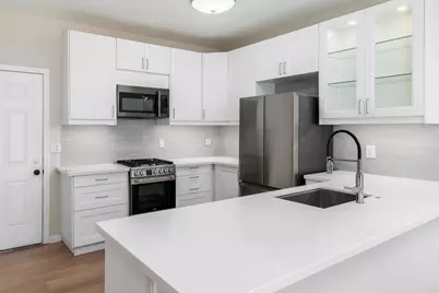 477 Calle Elegante, Vista, CA 92083 - Photo 9