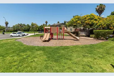 477 Calle Elegante, Vista, CA 92083 - Photo 33
