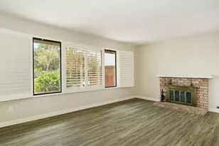 4798 Hillside Dr, Carlsbad, CA 92008 - Photo 5