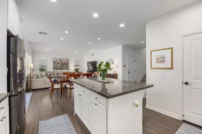 2734 Overlook Point Drive, Escondido, CA 92029 - Photo 15
