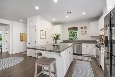 2734 Overlook Point Drive, Escondido, CA 92029 - Photo 13