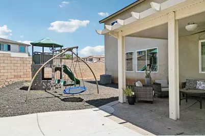 34967 Lava Tree Lane, Winchester, CA 92596 - Photo 13