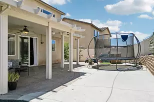 34967 Lava Tree Ln, Winchester, CA 92596 - Photo 13