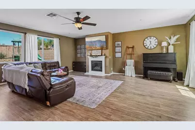 34967 Lava Tree Lane, Winchester, CA 92596 - Photo 5