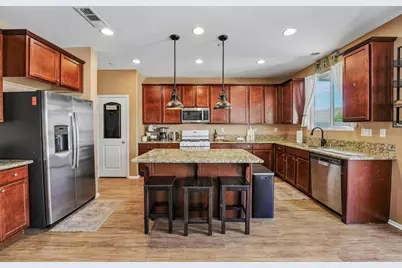 34967 Lava Tree Lane, Winchester, CA 92596 - Photo 9