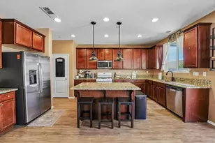 34967 Lava Tree Ln, Winchester, CA 92596 - Photo 9