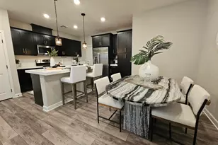 1118 Delpy View Point, Vista, CA 92084 - Photo 3