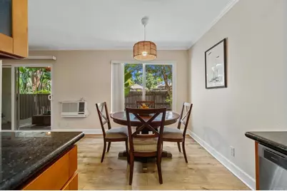 8548 Via Mallorca #E, La Jolla, CA 92037 - Photo 7