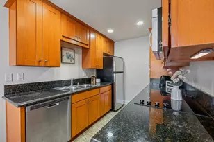 8548 Via Mallorca, La Jolla, CA 92037 - Photo 9