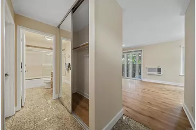8548 Via Mallorca #E, La Jolla, CA 92037 - Photo 13