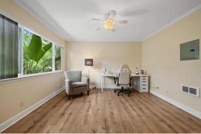 8548 Via Mallorca #E, La Jolla, CA 92037 - Photo 15
