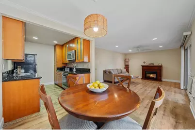 8548 Via Mallorca #E, La Jolla, CA 92037 - Photo 9