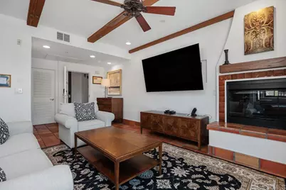 7310 Estrella De Mar Road #18, Carlsbad, CA 92009 - Photo 5