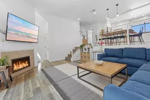 2372 Altisma Way, Carlsbad, CA 92009 - Photo 5