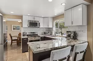 538 Jobe Hill Dr, Vista, CA 92081 - Photo 15