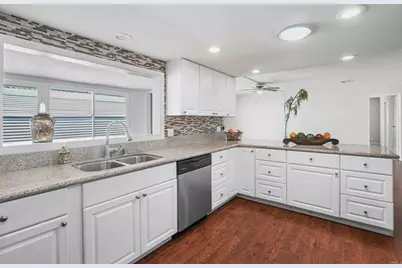 3439 Don Lorenzo Drive, Carlsbad, CA 92010 - Photo 3