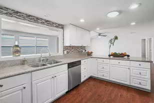 3439 Don Lorenzo Dr, Carlsbad, CA 92010 - Photo 3
