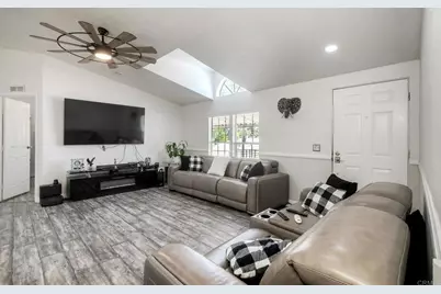1333 Olive Ave. #62, Vista, CA 92083 - Photo 3