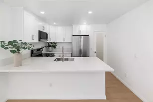 7758 Caminito Encanto, Carlsbad, CA 92009 - Photo 19