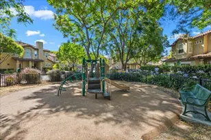 6358 Citracado Cir, Carlsbad, CA 92009 - Photo 45