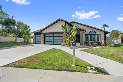 2302 Kimberly Ct, Carlsbad, CA 92008 - Photo 3
