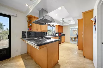 412 Taylor Street, Vista, CA 92084 - Photo 17