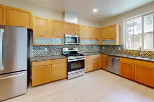 10710 Canyon Grove Trail, San Diego, CA 92130 - Photo 7