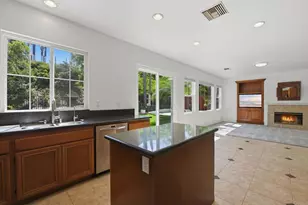 2347 Merwin Dr, Carlsbad, CA 92008 - Photo 15